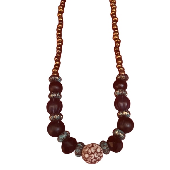 🏷️ Handcrafted Beaded Necklace - Multicolor - Picture 1 of 4